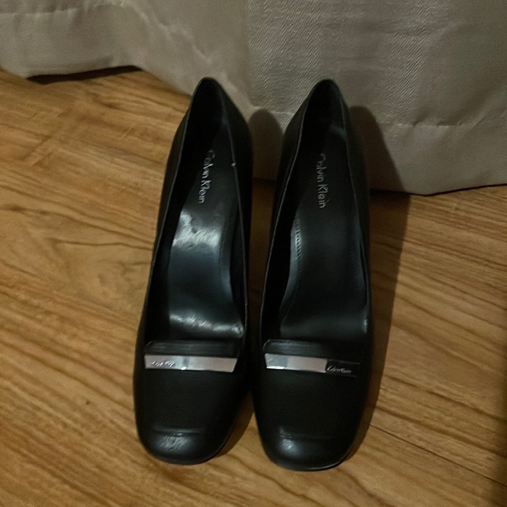 Calvin Klein Pumps